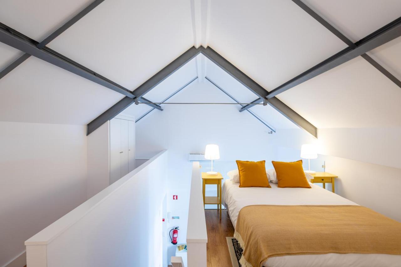 Villa Graca -Hostels And Apartments Santarém エクステリア 写真