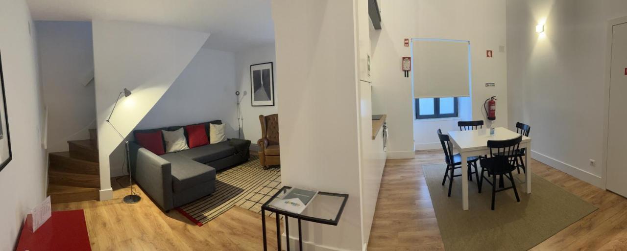 Villa Graca -Hostels And Apartments Santarém エクステリア 写真